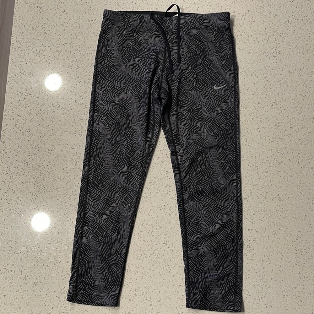 Nike Dri Fit 3/4 leggings